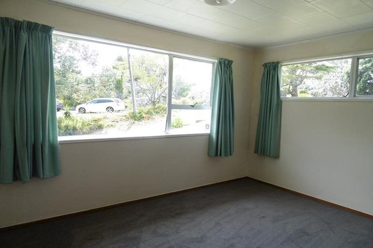 Photo of property in 372 East Coast Road, Sunnynook, Auckland, 0630