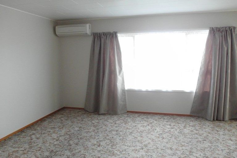 Photo of property in 2 Norwich Crescent, Tamatea, Napier, 4112