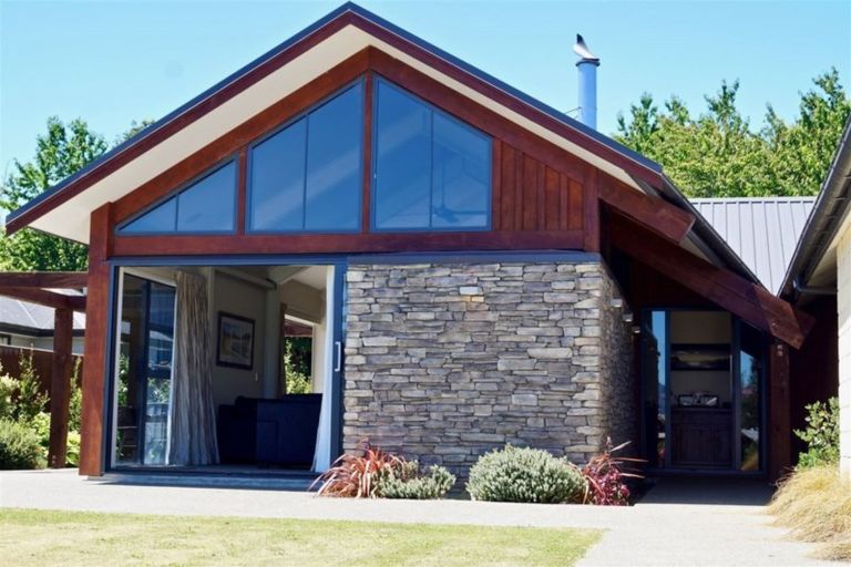 Photo of property in 10/4 Fraser Close, Hanmer Springs, 7334