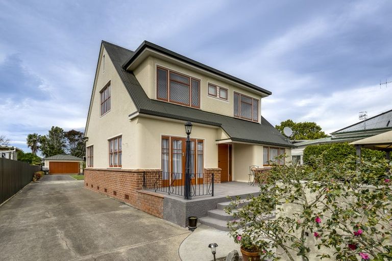 Photo of property in 1009 Caroline Road, Mayfair, Hastings, 4122