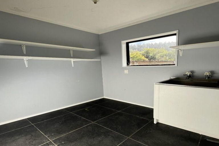 Photo of property in 52c Westhaven Drive, Tawa, Wellington, 5028