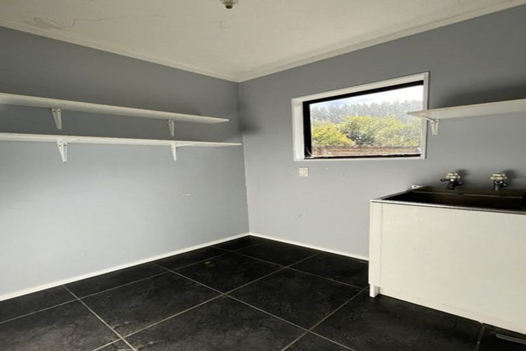 Photo of property in 52c Westhaven Drive, Tawa, Wellington, 5028