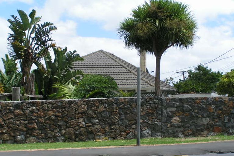 Photo of property in 269 Lake Road, Belmont, Auckland, 0622