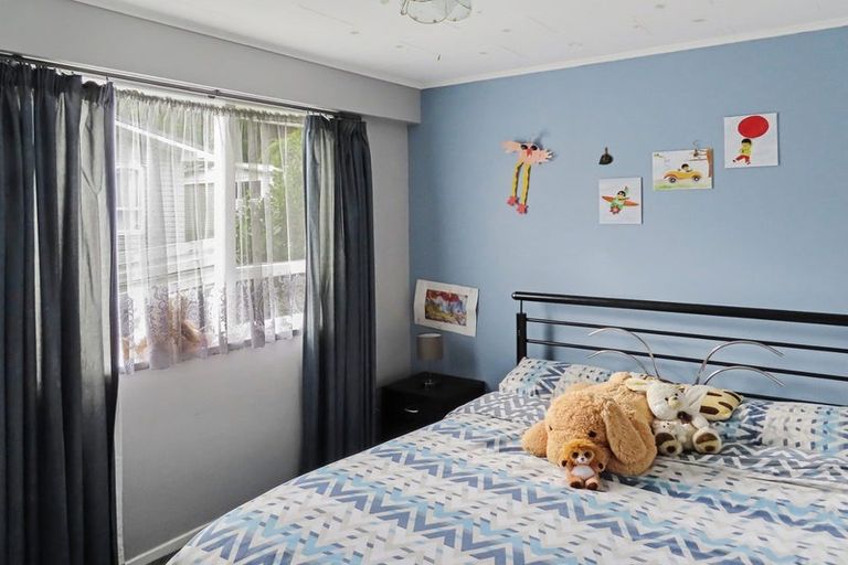 Photo of property in 3 Christchurch Crescent, Kelson, Lower Hutt, 5010