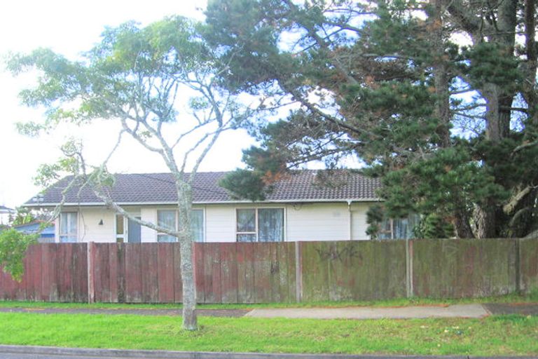 Photo of property in 31 Border Road, Henderson, Auckland, 0612