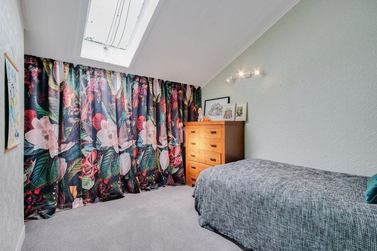 Photo of property in 2 Lucknow Road, Havelock North, 4130