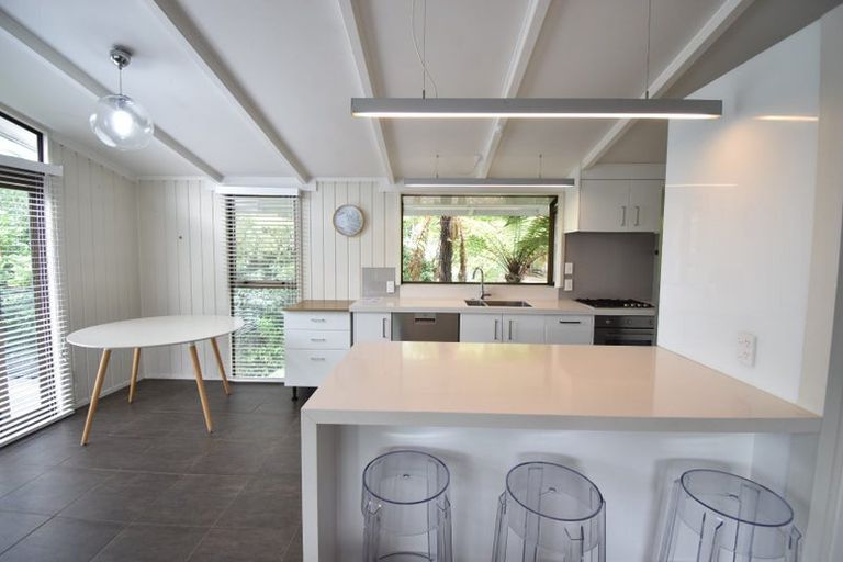 Photo of property in 1/12 Westbourne Road, Murrays Bay, Auckland, 0630