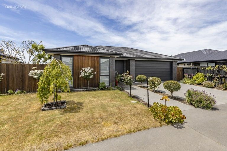 Photo of property in 11 Pajet Street, Marshland, Christchurch, 8083