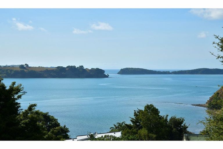 Photo of property in 11 Opahi Bay Road, Mahurangi West, Warkworth, 0983