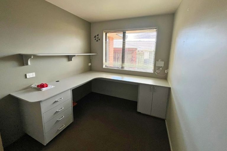 Photo of property in 223 Stone Street, Wanaka, 9305