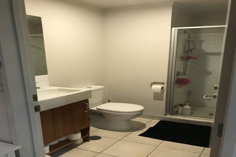 Photo of property in The Grand Apartments, 1d/4 Kell Drive, Albany, Auckland, 0632