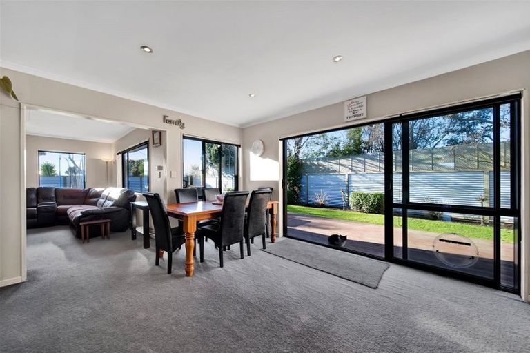 Photo of property in 30c Egmont Street, Hawera, 4610