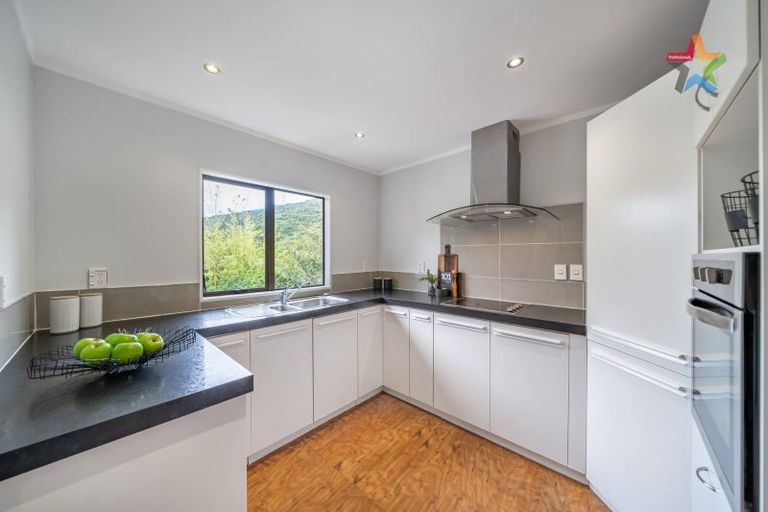 Photo of property in 80 Hazlewood Avenue, Karori, Wellington, 6012