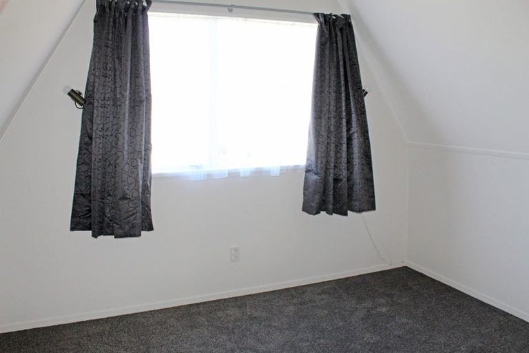 Photo of property in 2 Seaforth Avenue, Milson, Palmerston North, 4414
