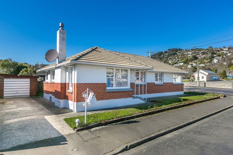 Photo of property in 2 Selwyn Street, North East Valley, Dunedin, 9010