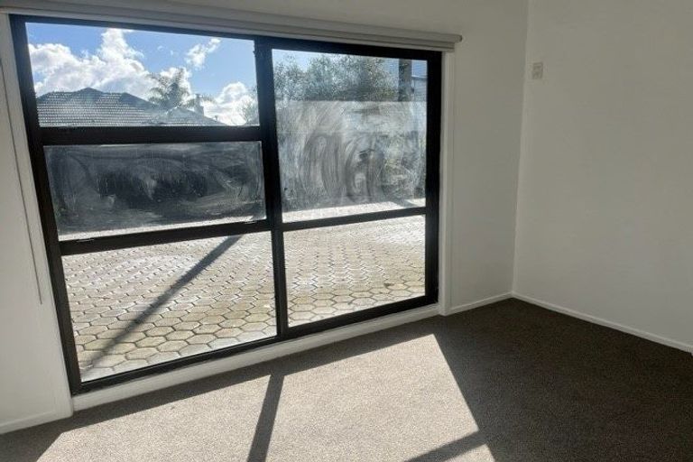 Photo of property in 169 Bucklands Beach Road, Bucklands Beach, Auckland, 2012