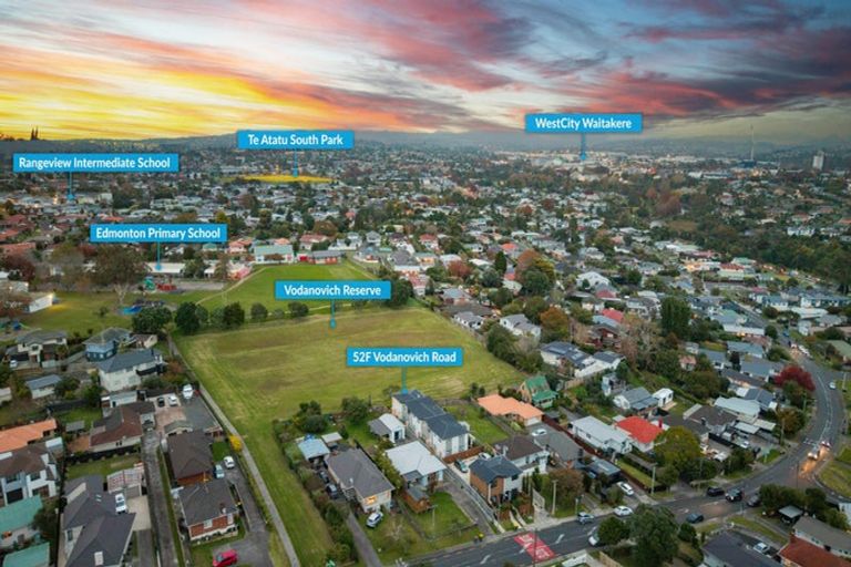 Photo of property in 52f Vodanovich Road, Te Atatu South, Auckland, 0610