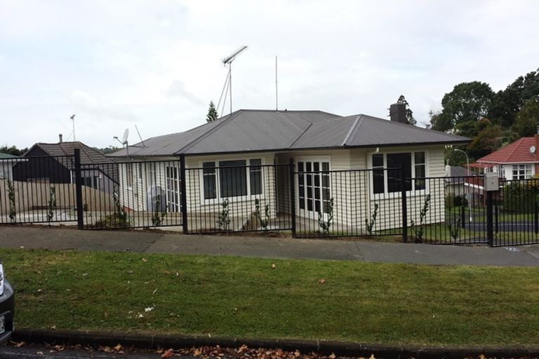 Photo of property in 1 Sprott Road, Kohimarama, Auckland, 1071
