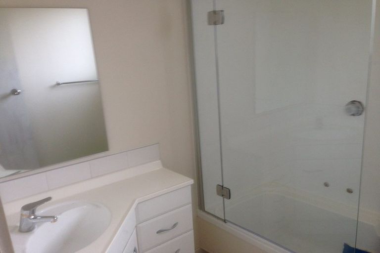 Photo of property in 1/27 Hansons Lane, Upper Riccarton, Christchurch, 8041