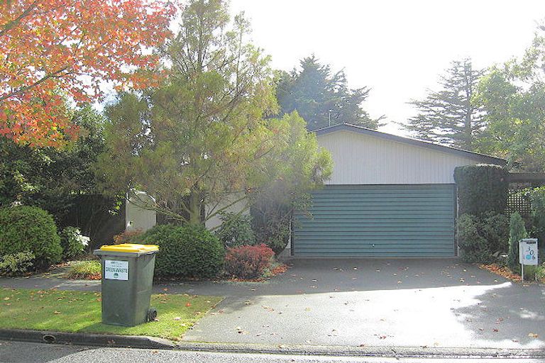 Photo of property in 2/306 Waimairi Road, Ilam, Christchurch, 8041