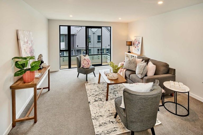 Photo of property in 45 John Street, Stokes Valley, Lower Hutt, 5019