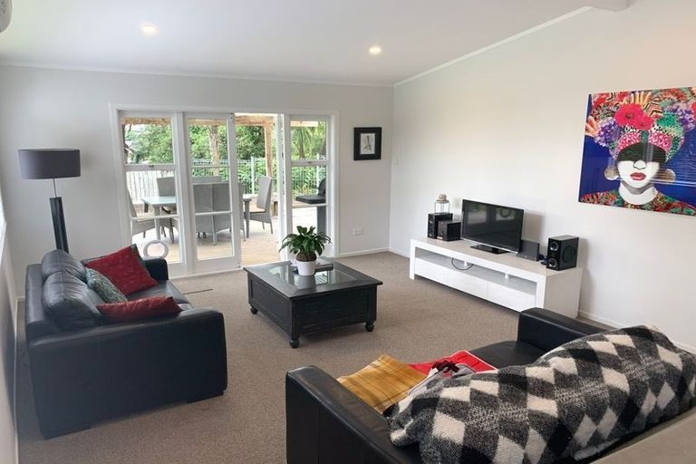 Photo of property in 47 Japonica Drive, Beach Haven, Auckland, 0626