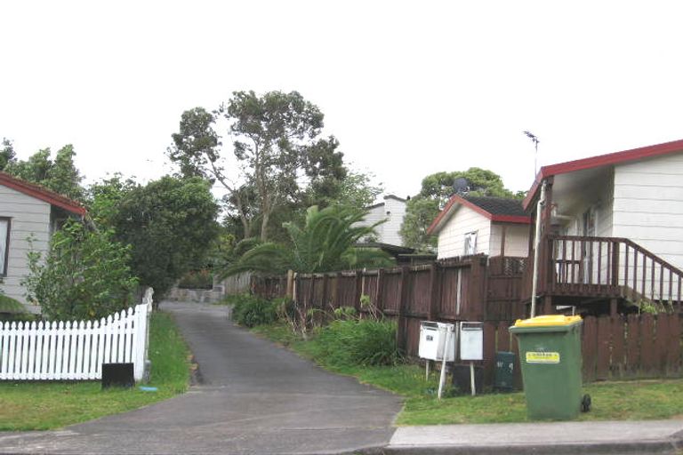 Photo of property in 5a Thistledew Place, Bayview, Auckland, 0629