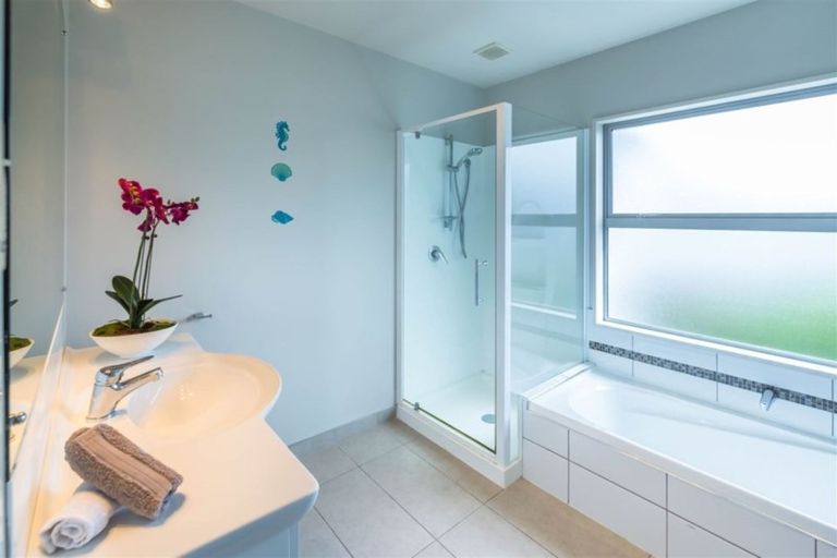 Photo of property in 164 Idris Road, Strowan, Christchurch, 8052