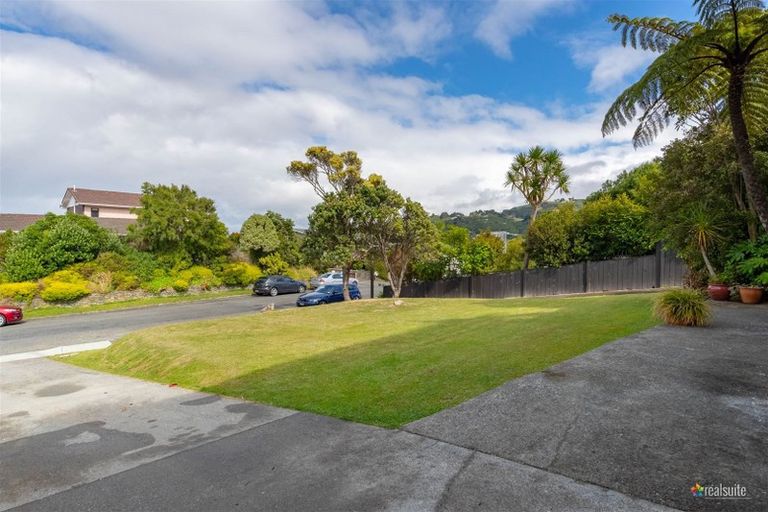 Photo of property in 42 Sunshine Crescent, Kelson, Lower Hutt, 5010