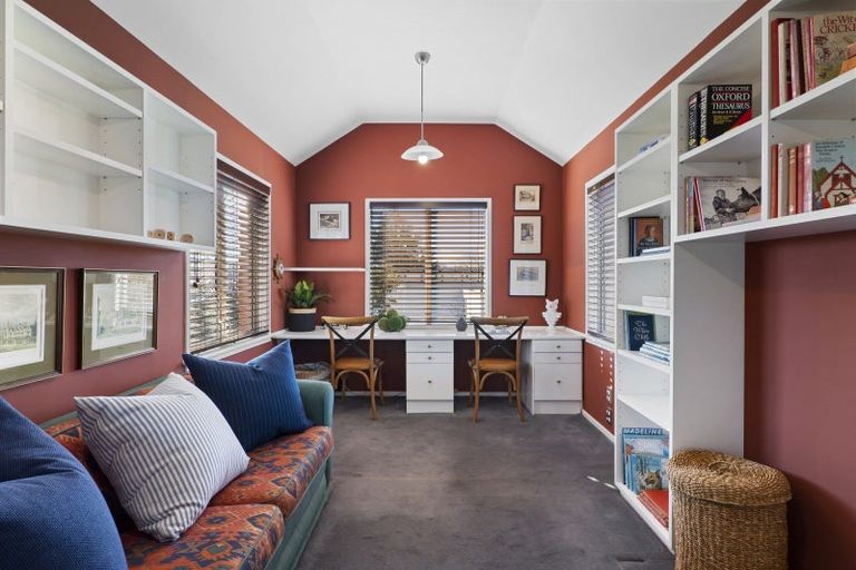 Photo of property in 48 Wai-iti Terrace, Burnside, Christchurch, 8052