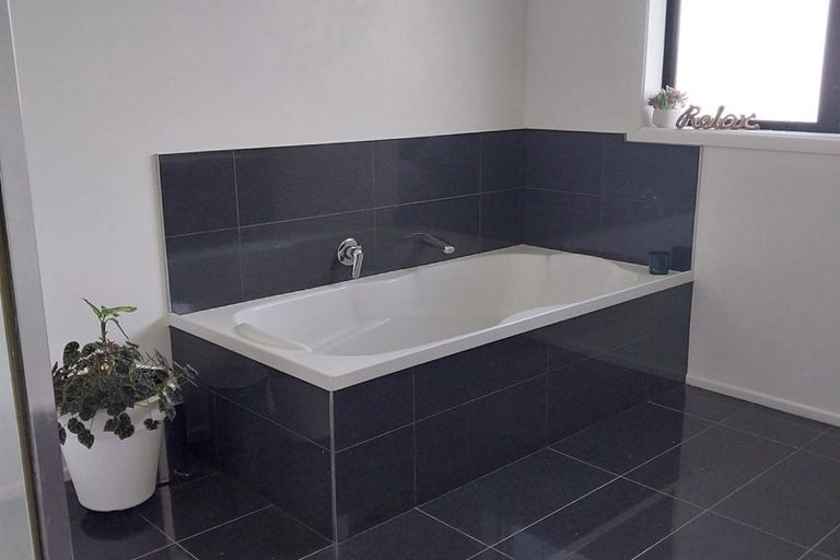 Photo of property in 28 Aspenleigh Drive, Tamahere, Hamilton, 3283