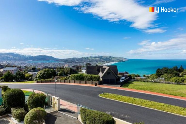 Photo of property in 6 Highgrove, Saint Clair, Dunedin, 9012