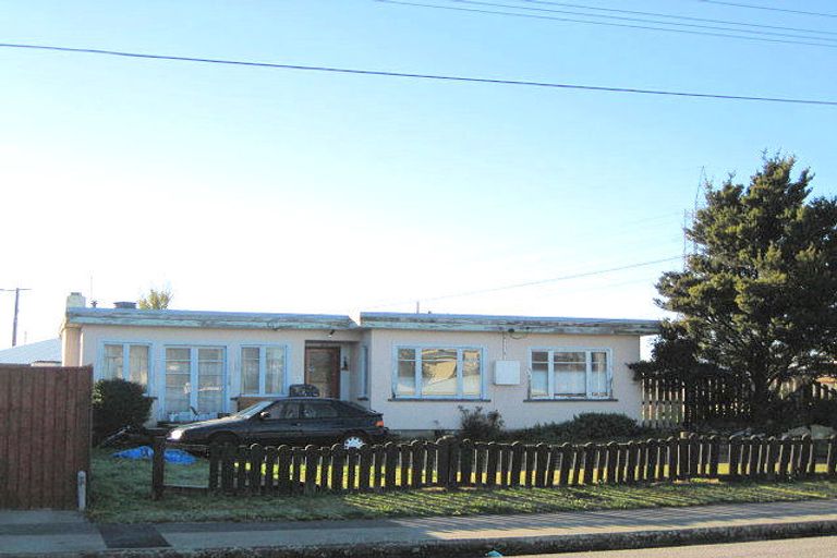 Photo of property in 10 Fulham Street, Islington, Christchurch, 8042