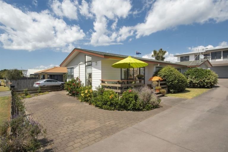 Photo of property in 67a Percy Road, Papamoa Beach, Papamoa, 3118