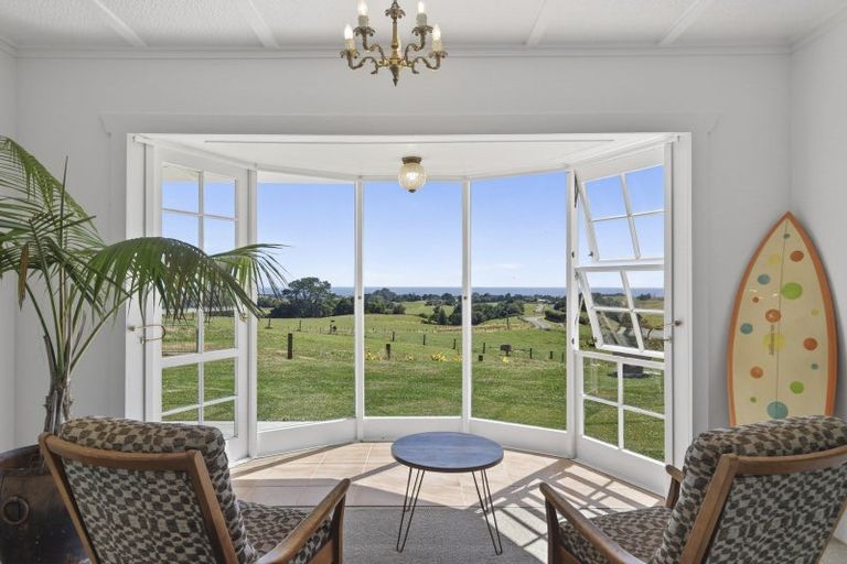 Photo of property in 207 Upper Pitone Road, Pitone, New Plymouth, 4374