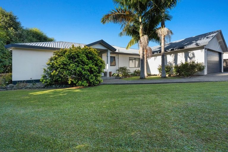 Photo of property in 24 Onepu Lane, Manly, Whangaparaoa, 0930