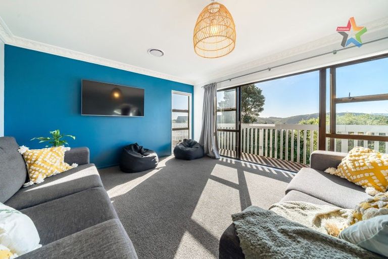 Photo of property in 90 Tweed Road, Papakowhai, Porirua, 5024