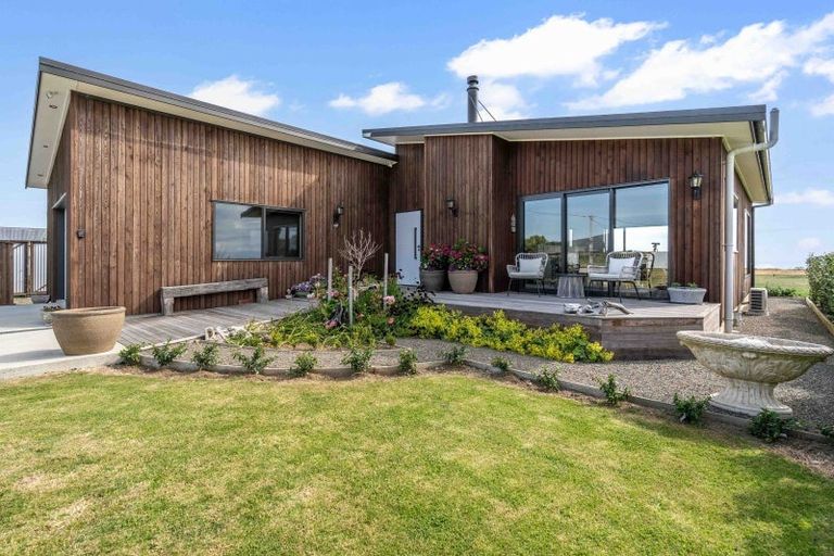 Photo of property in 1 Surrey Street, Orepuki, Riverton, 9881