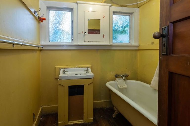 Photo of property in 88 Blighs Road, Strowan, Christchurch, 8052