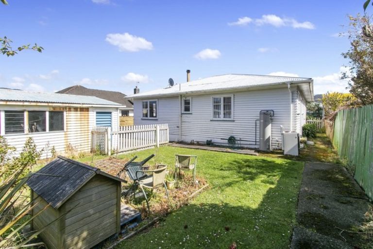 Photo of property in 14 Thirlmere Street, Wainuiomata, Lower Hutt, 5014
