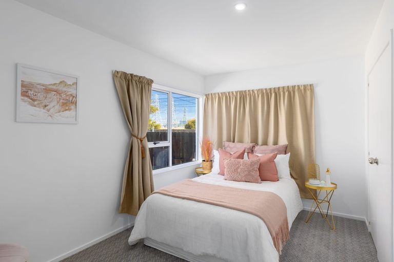 Photo of property in 24 Roberts Road, Hei Hei, Christchurch, 8042