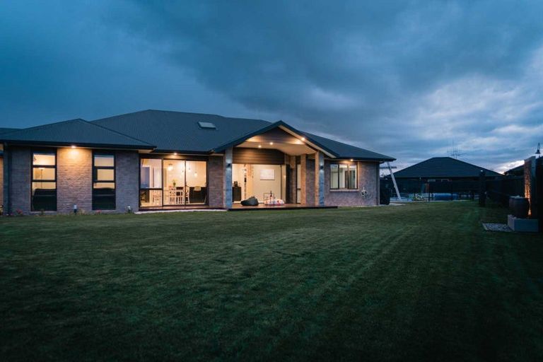 Photo of property in 23 Tiaki Way, Cambridge, 3434