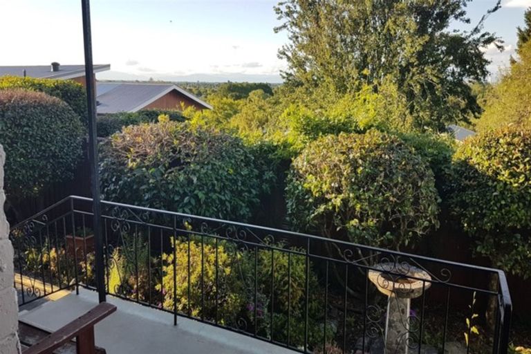 Photo of property in 1/2 Conifer Place, Huntsbury, Christchurch, 8022