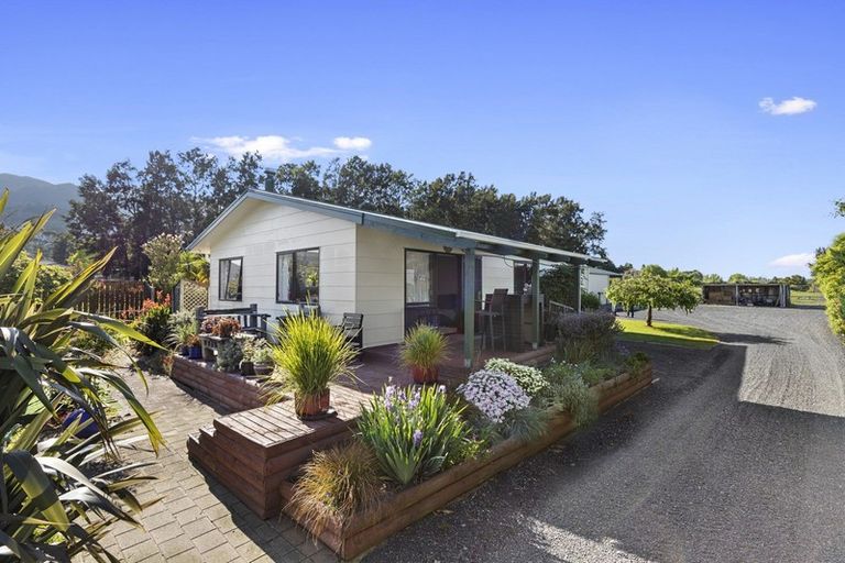 Photo of property in 17 Tui Pa Road, Te Aroha, 3392