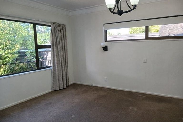 Photo of property in 33 Ihaka Street, Hokowhitu, Palmerston North, 4410
