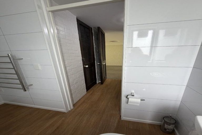 Photo of property in 141a Churton Drive, Churton Park, Wellington, 6037