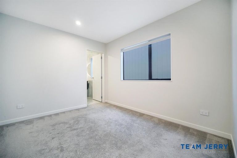 Photo of property in 11 Te Rauroha Street, Papakura, 2110