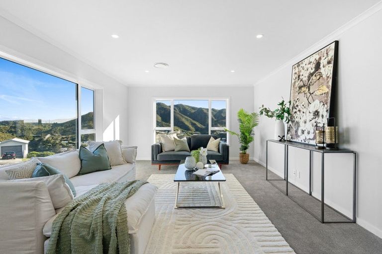 Photo of property in 5 Landsdowne Terrace, Karori, Wellington, 6012