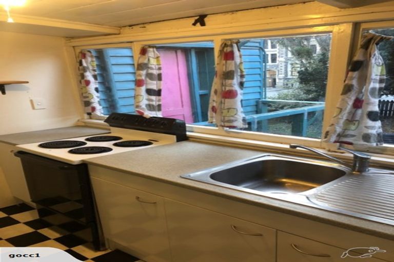 Photo of property in 38 Cranmer Square, Christchurch Central, Christchurch, 8013