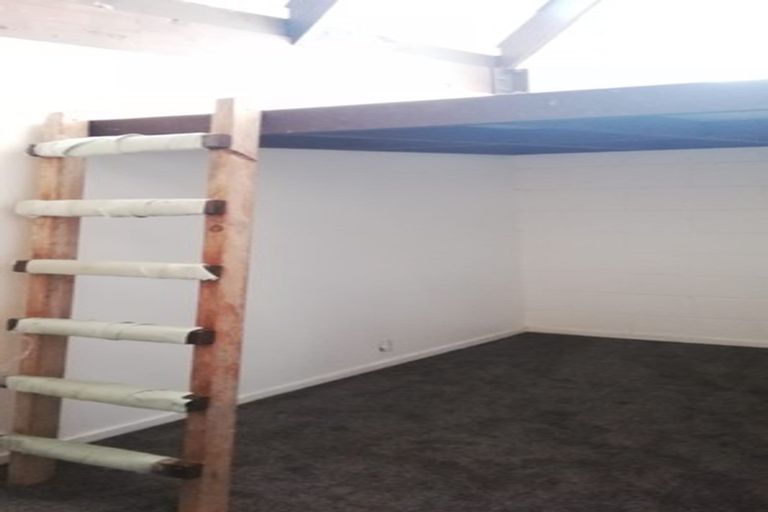 Photo of property in Sherwood Mews, 28b Bidwill Street, Mount Cook, Wellington, 6021